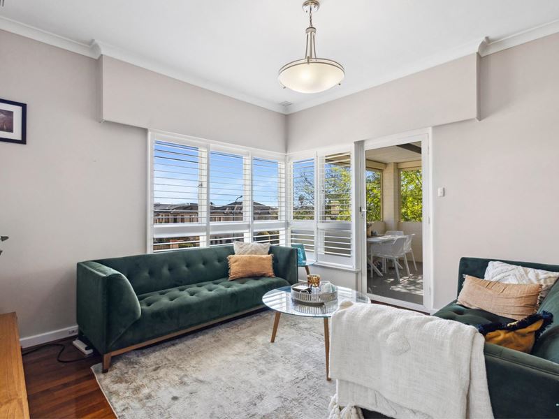 2/90 Mary Street, Como