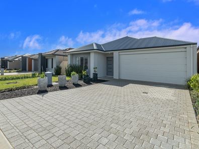 25 Baggot Road, Hilbert WA 6112