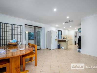 1 Raeside Crescent, Cooloongup WA 6168