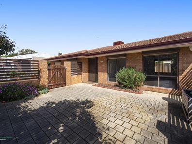 8 Kenton Way, Rockingham WA 6168