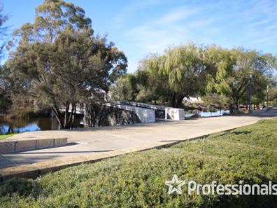 42 Chrysoberyl View, Australind WA 6233