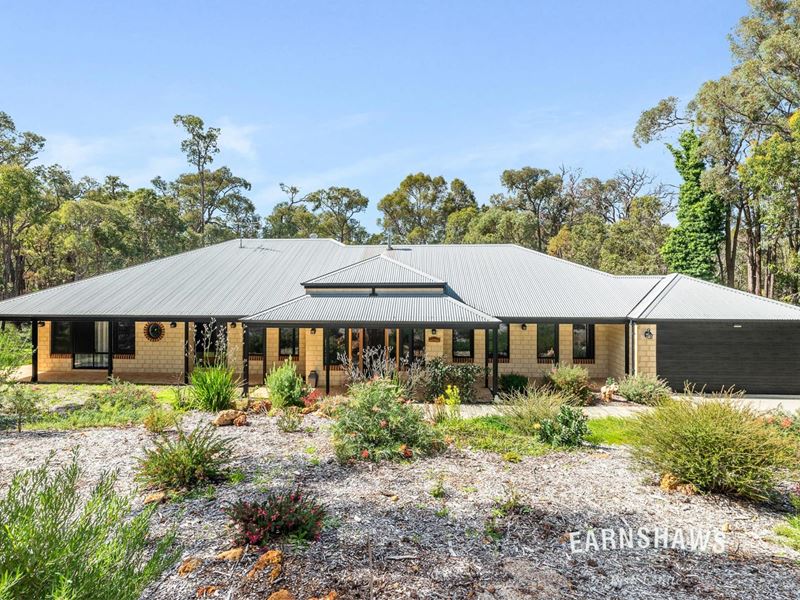 1665 Traylen Road, Mount Helena