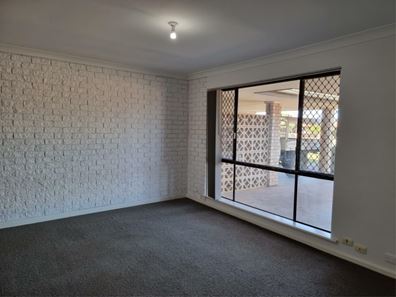 67A McAleer Drive, Mahomets Flats WA 6530