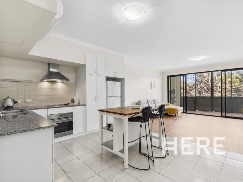 8/2-4 Pensioner Guard Road, North Fremantle WA 6159