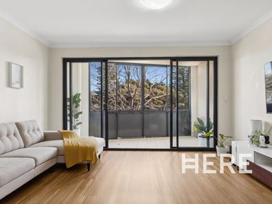 8/2-4 Pensioner Guard Road, North Fremantle WA 6159