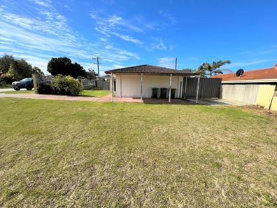 2 Halkin Road, Girrawheen WA 6064