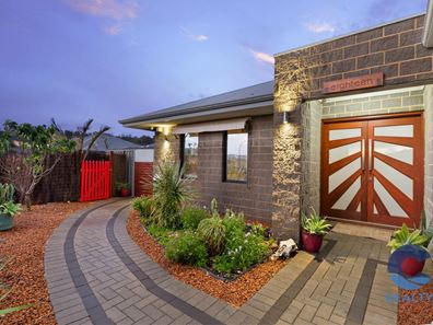 18 Adagio Way, Bullsbrook WA 6084