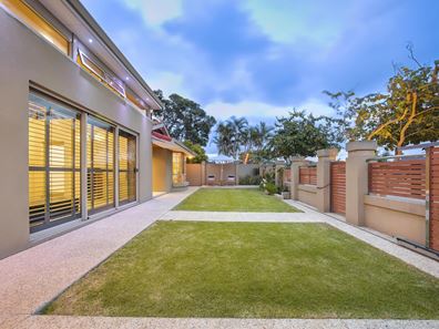 6 Tecoma Way, Dianella WA 6059