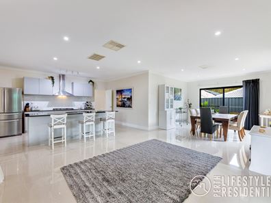 11 Gallery Way, Yanchep WA 6035