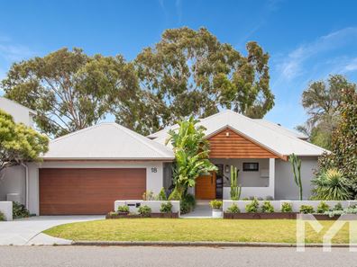 18 Woodhouse Road, East Fremantle WA 6158