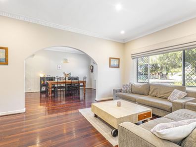 62 Victoria Street, St James WA 6102