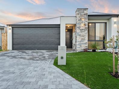 9 Vimeira Way, Ellenbrook WA 6069