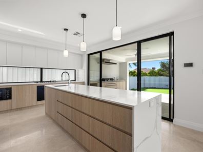 7A Balodis Place, Winthrop WA 6150