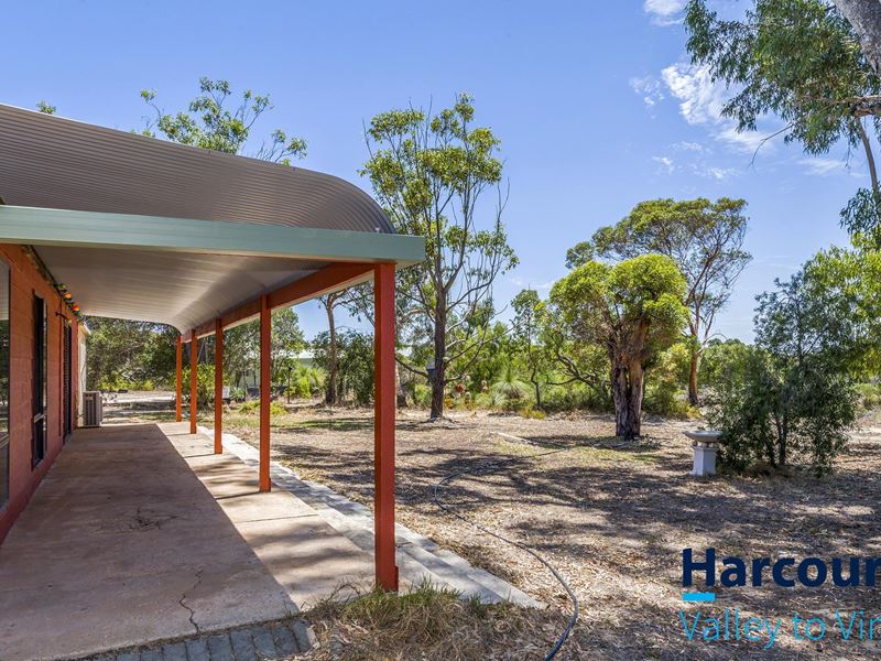 70 Kangaroo Way, Nilgen WA 6044