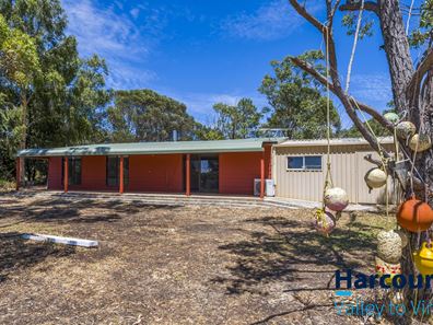 70 Kangaroo Way, Nilgen WA 6044