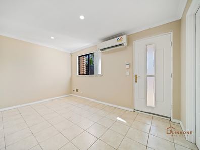 1/21 Narrung Way, Nollamara WA 6061