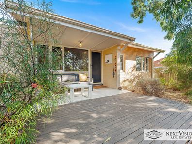 131 Cordelia Ave, Coolbellup WA 6163