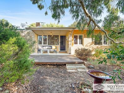 131 Cordelia Ave, Coolbellup WA 6163