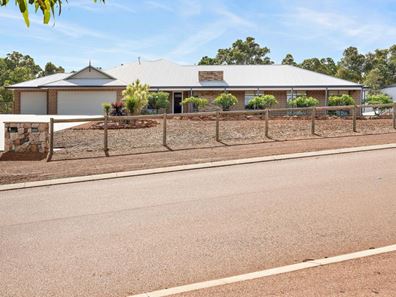 4 Meldrum Loop, Bedfordale WA 6112