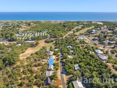 11 Hide-A-Way Vale, Preston Beach WA 6215