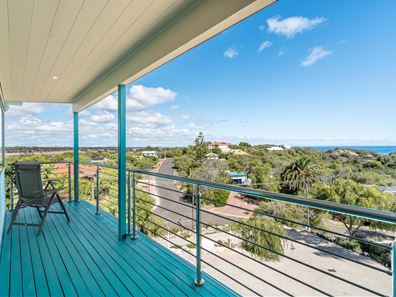 10 Gwenydd Way, Peppermint Grove Beach WA 6271