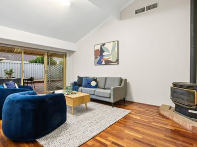 89 Aitken Drive, Winthrop WA 6150