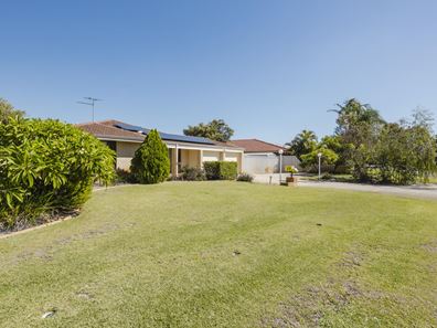 19 Jaeger Square, Ballajura WA 6066