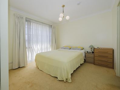 19 Jaeger Square, Ballajura WA 6066