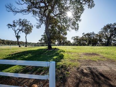 13 Bussell Place, Kalgan WA 6330