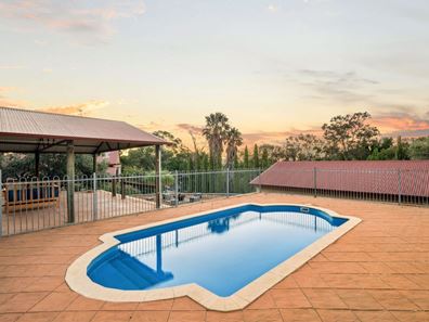 60 West Terrace, Kalamunda WA 6076