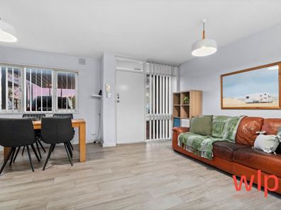 4/9 Albourne Way, Balga WA 6061