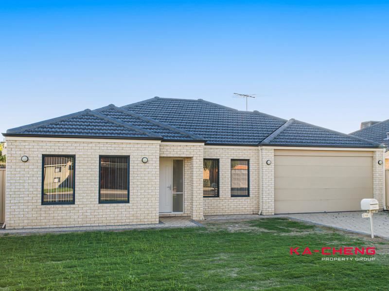 5 Oroya Close, Morley WA 6062