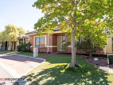 15 Gillen Way, Success WA 6164
