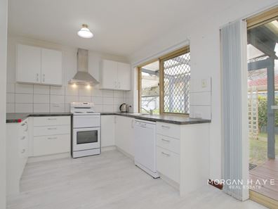 4/39 Mosaic  Street East, Shelley WA 6148