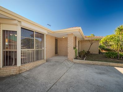 16 Irene Place, Beldon WA 6027