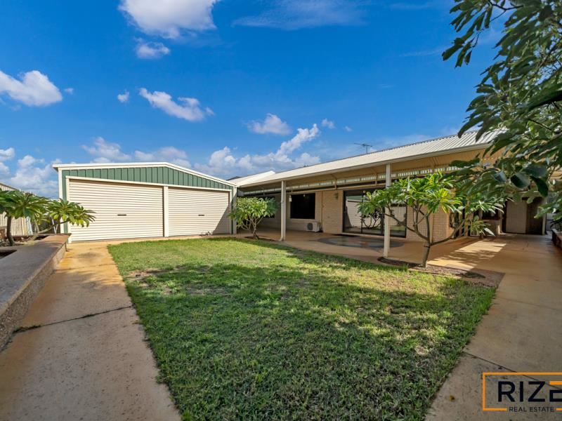 30 Apsley Bend, Tapping