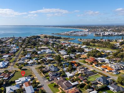 2A Lindley Road, Halls Head WA 6210