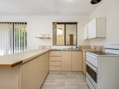 3 Cambey Mews, Parmelia WA 6167
