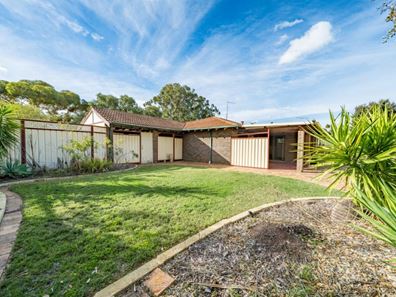 35 Twickenham Drive, Kingsley WA 6026