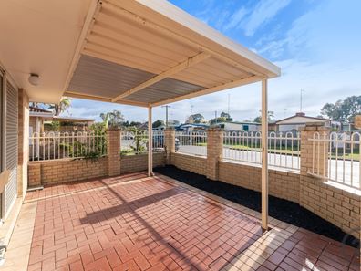 2/11-13 Andrew Street, Mandurah WA 6210