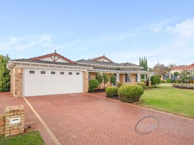 14 Sierra Chase, Leeming WA 6149