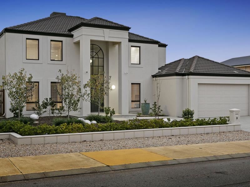 3 Malibu Entrance, Iluka WA 6028