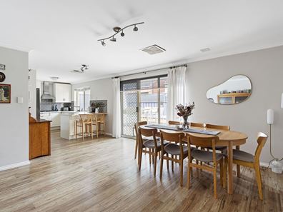 146A Grand Promenade, Doubleview WA 6018