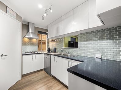 5/54 Sixth Road, Armadale WA 6112