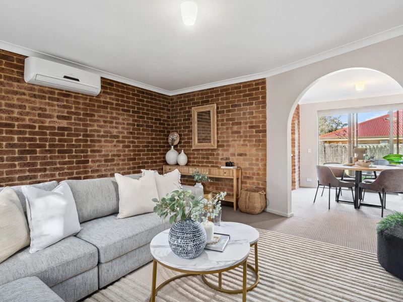 2/96 Edgecumbe Street, Como WA 6152