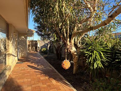 4 Drenthe Place, Mahomets Flats WA 6530