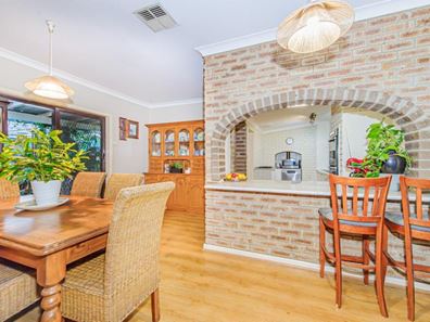 115 Stanhope Road, Kalamunda WA 6076