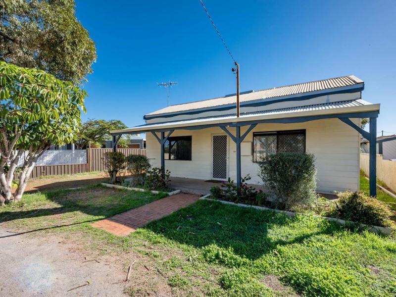 6 William Street, Geraldton WA 6530