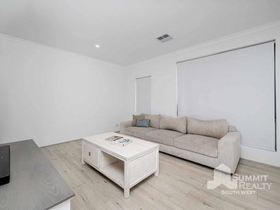 20 East Road, Capel WA 6271