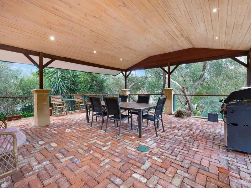 81 Amethyst Crescent, Mount Richon WA 6112